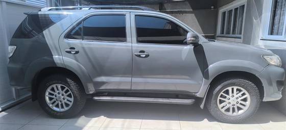 TOYOTA HILUX SW4 2.7 SR 4X2 16V FLEX 4P MANUAL